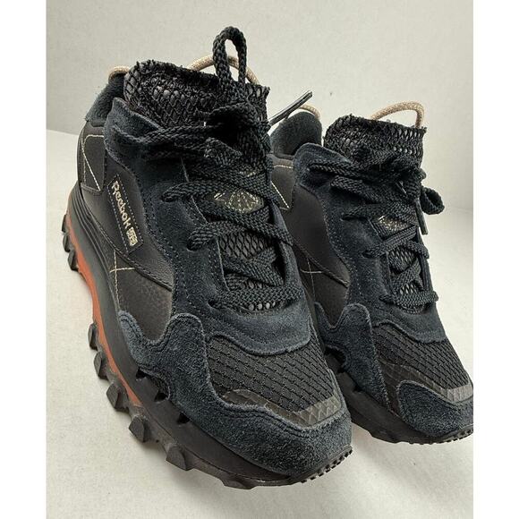 Reebok x Cardi B Classic Leather Shoes - Women's Size 6 - Picture 8 of 10